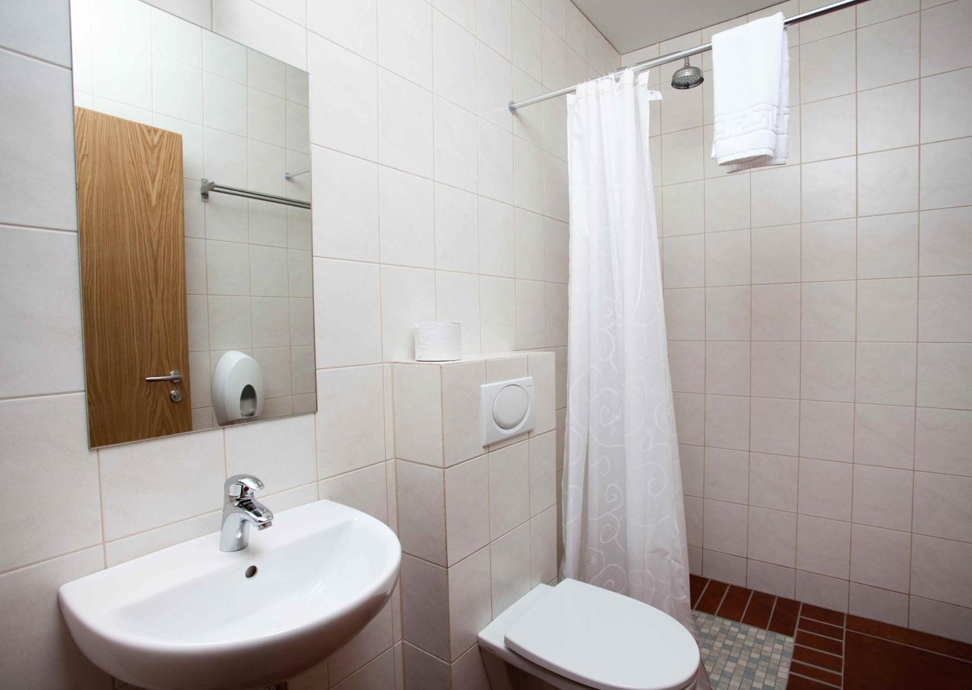 Alfheimar Hotel Боргафьордур Ейстри Екстериор снимка